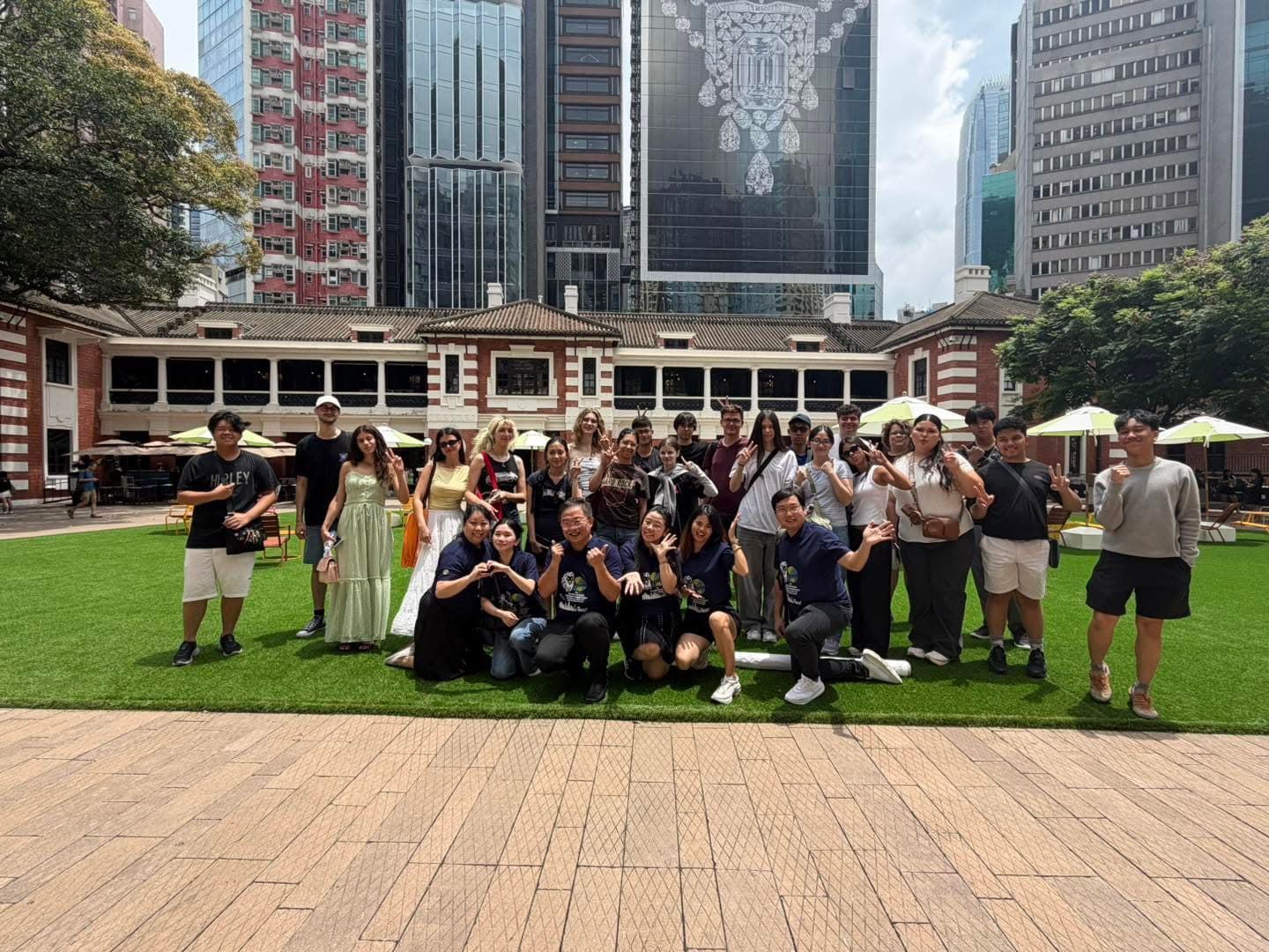交流營參加者於大館草地合照
